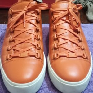 Men's shoes Balenciaga shoes!!